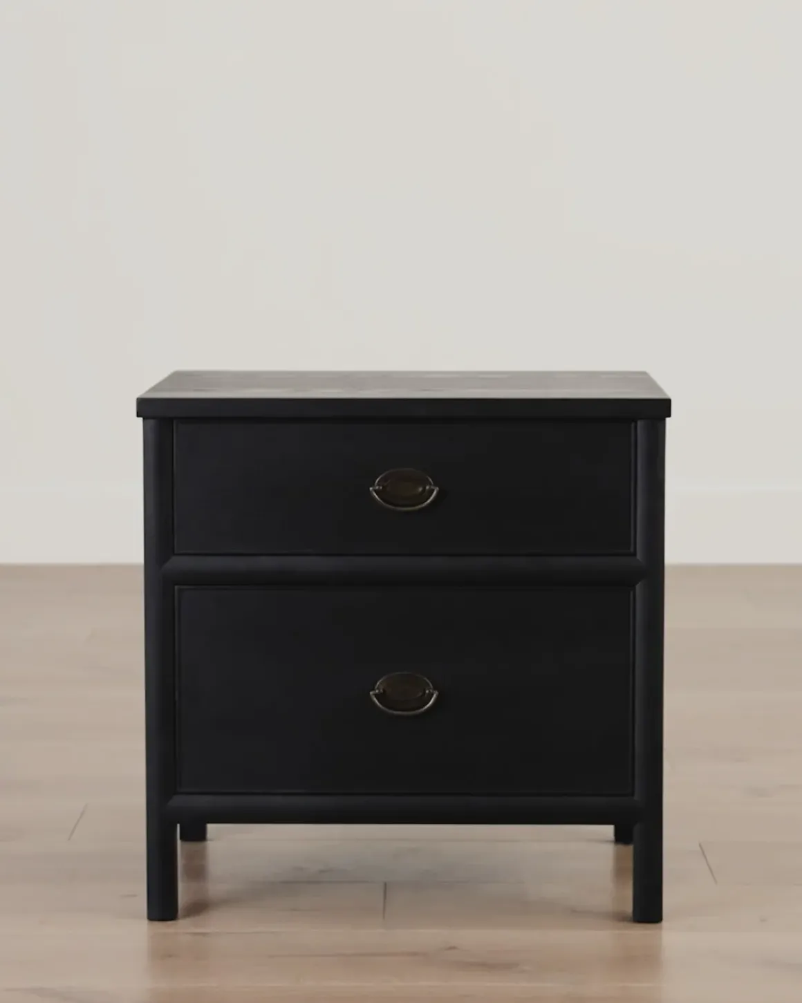 Edward Nightstand