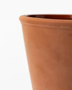 Lorenzo Terracotta Pot