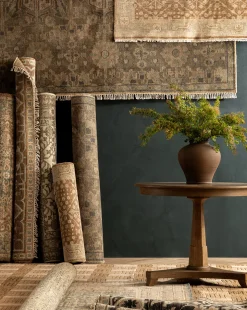 Windsor Hand-Knotted Wool Rug